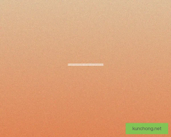 漂浮在海面上的残骸碎片见证了灾难的痕迹与生命的消逝